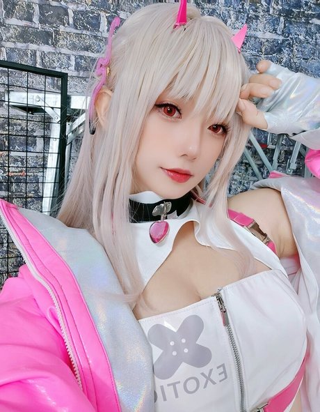 Messie Huang modelo hd fotos