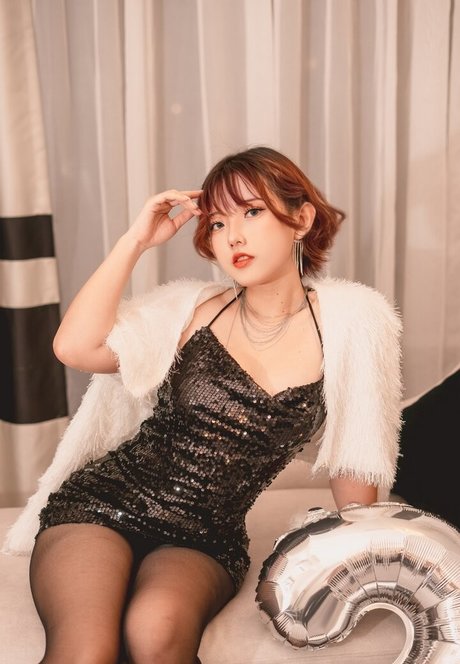 Messie Huang model best images