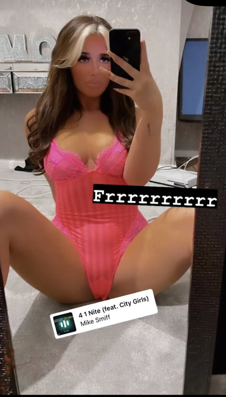 Chloe Allen model hot gallery
