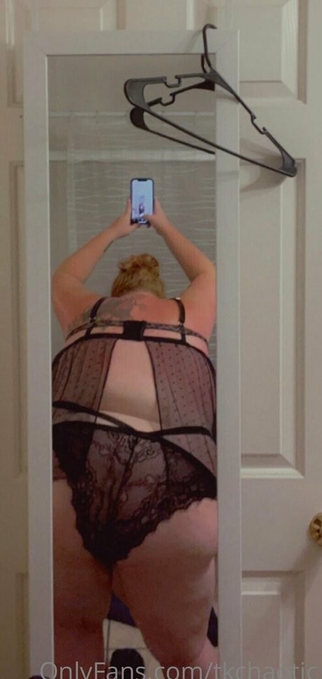 tkchaotic estrella porno sexy galería