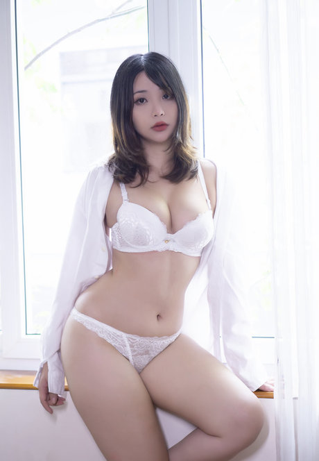 Hana Bunny étoile parfaite des photos