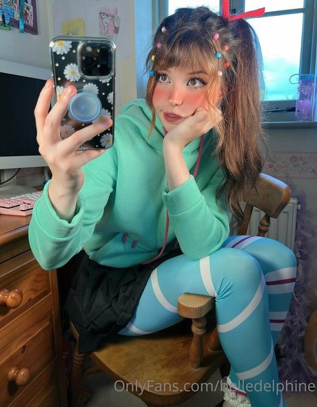 Belle Delphine star perfect img