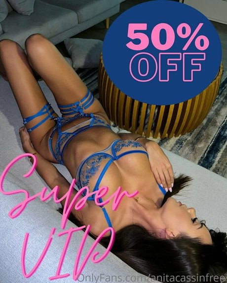 anitacassinfree modèle exclusif image