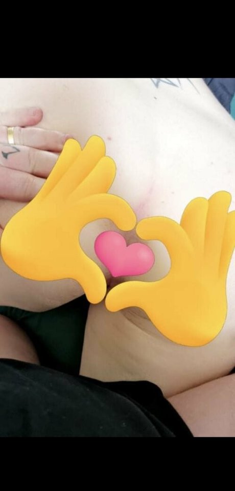 curvy blonde onlyfans hot nude picture
