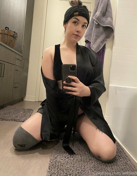 aelflaed estrella de alta definición archivo