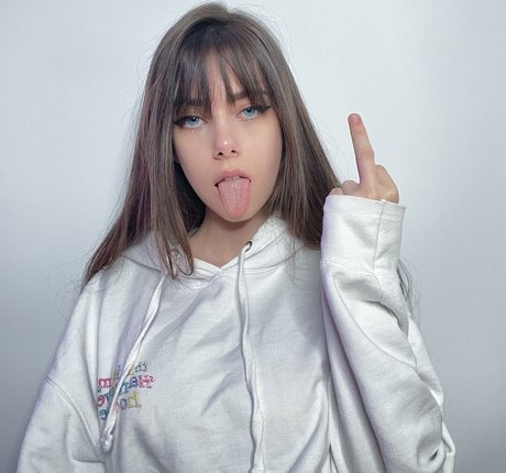 IJenz estrella porno sexy imagen