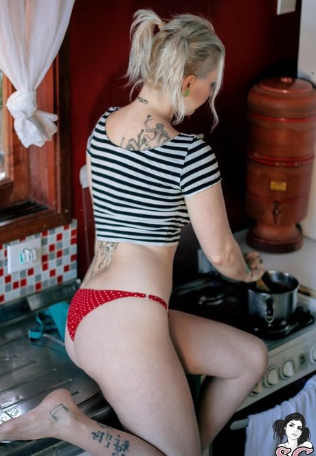 Valentina Fellina estrella porno mejor galería