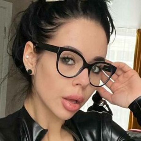 TinaKross sexe star des photos