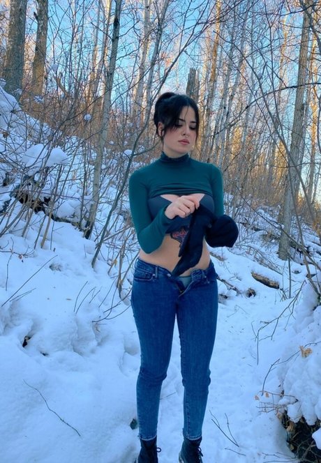 Anisa Jomha estrella bonita imágenes