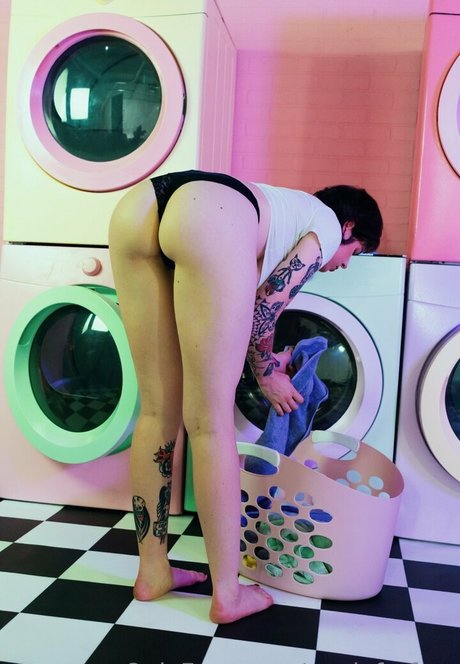 Anisa Jomha linda estrella archivo