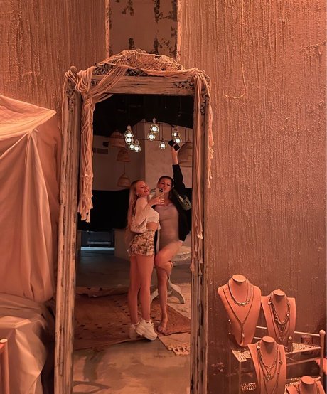 Sophia Diamond adult actress galleries