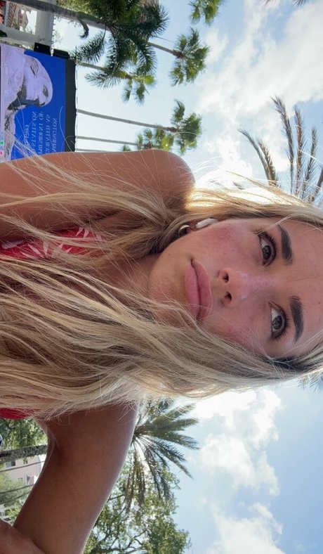 Sadie Mckenna actrice hd galeries