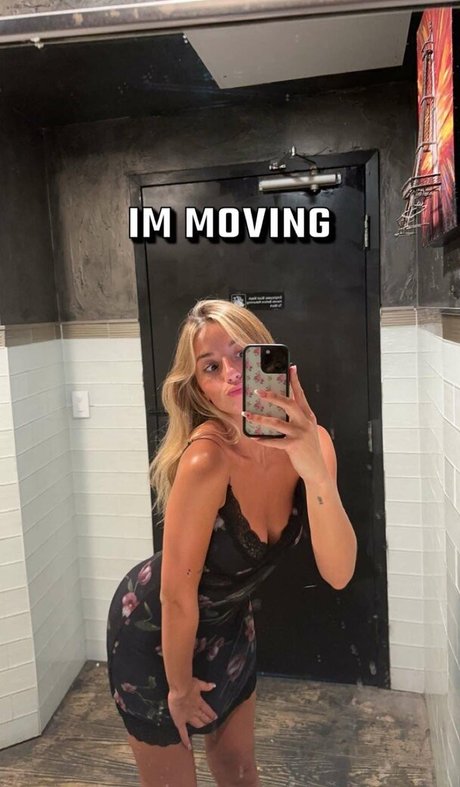Sadie Mckenna pornstar hot image