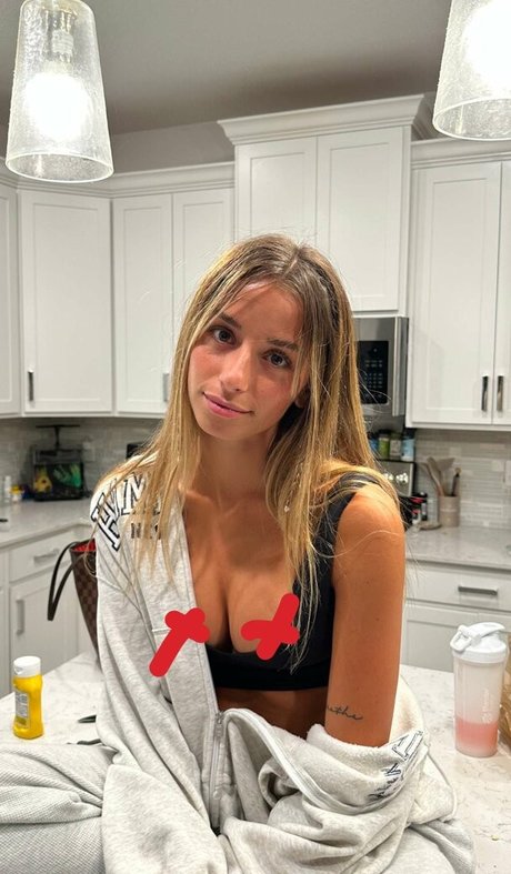 Sadie Mckenna estrella porno exclusiva imagen