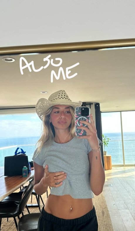 Sadie Mckenna estrella galería