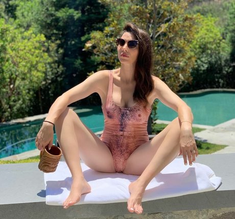 Whitney Cummings actrice nue images