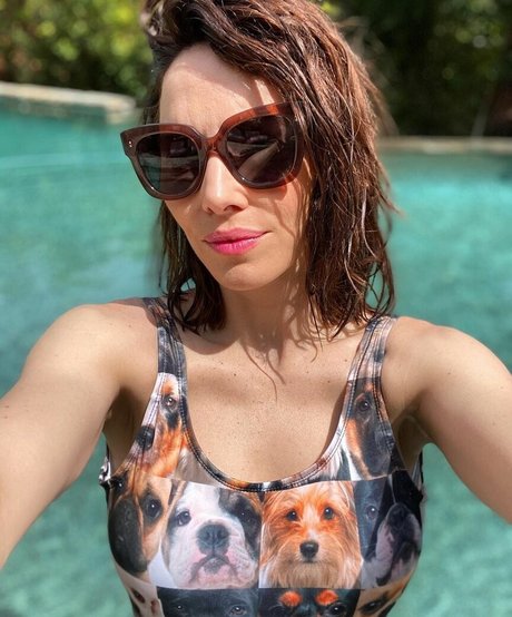 Whitney Cummings modèle magnifique archive