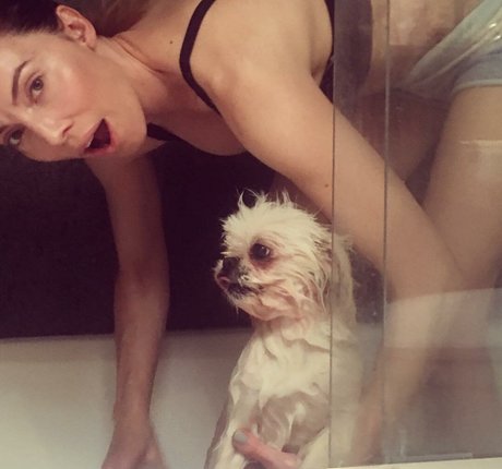 Whitney Cummings actrice porno galerie