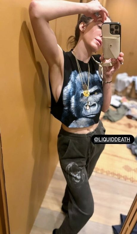 Whitney Cummings étoile de haute qualité des photos