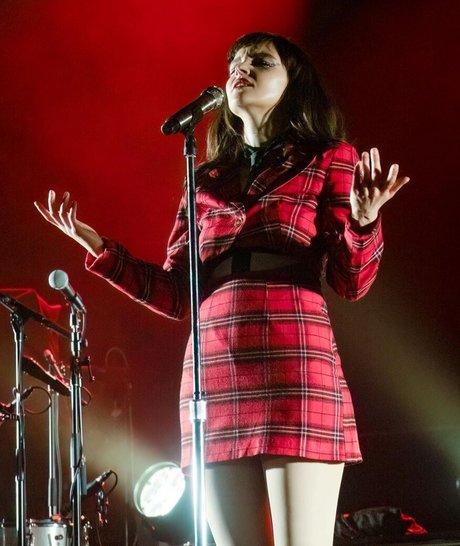 Lauren Mayberry modelo gratis imagen
