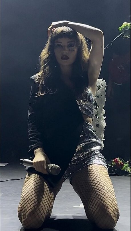 Lauren Mayberry xxx estrella porno galerías