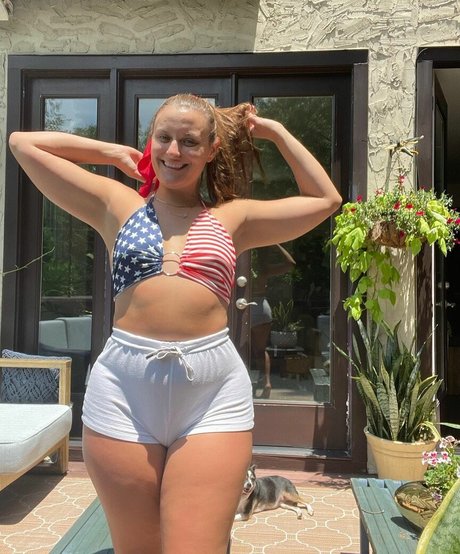 Justanotherbutt top star img