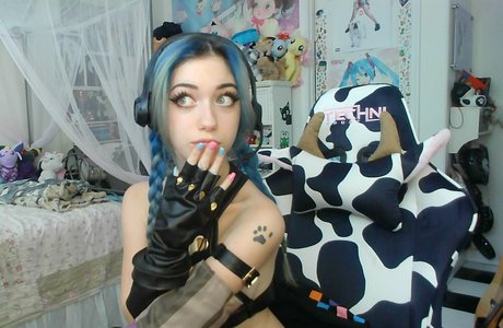 Iluvmeww star exclusive galeries