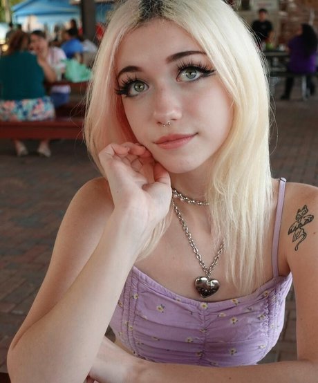 Iluvmeww estrella porno exclusiva galería