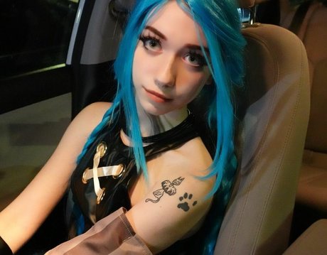 Iluvmeww modelo adulto imagen