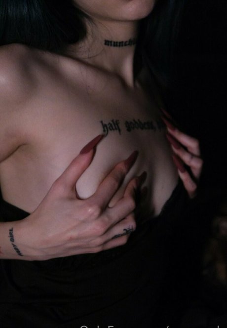 u munch actriz de alta definición recopilación