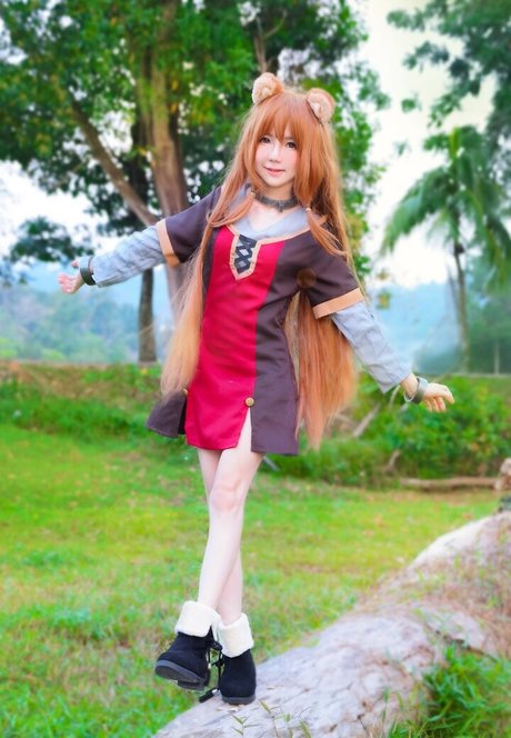 Sally Dorasnow estrella adulta archivo