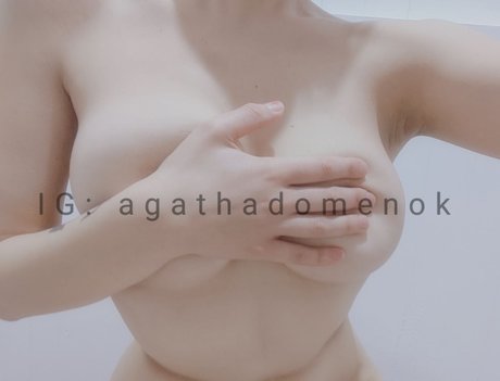 Agatha domen_ model hot images