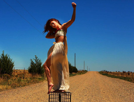 Willow Shields estrella atractiva fotos