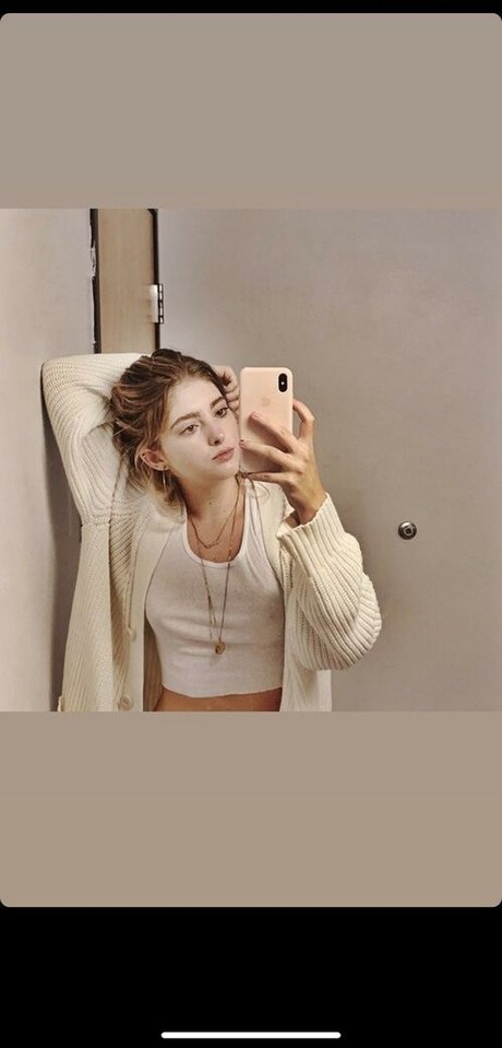 Willow Shields xxx pornstar images