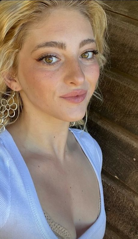 Willow Shields Miniature