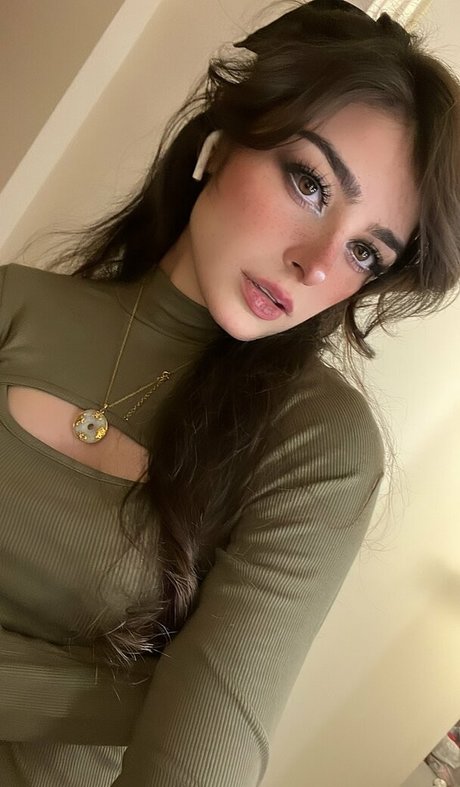 Aruuu jolie étoile archive