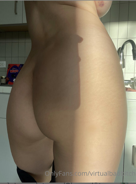 Badvirtualbitch modèle exclusif galeries