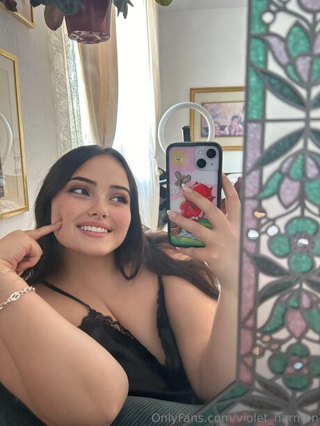 Violet Harmon estrella porno erótica imágenes