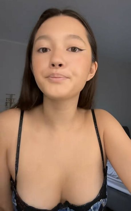 japanese schoolgirl onlyfans hd pictures