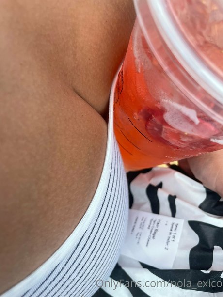 Nola Exico modelo fotos