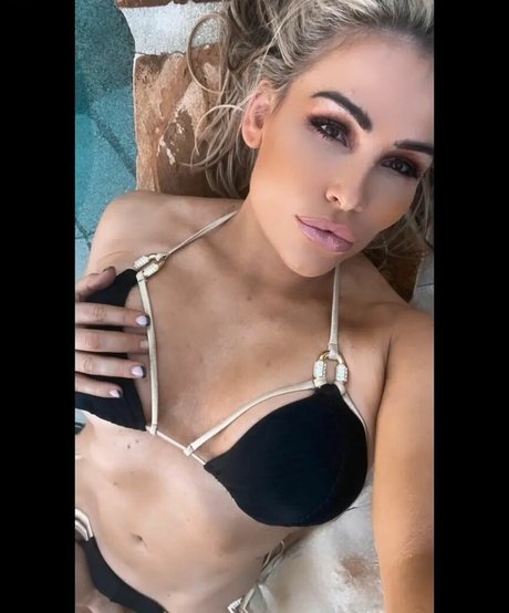 Natalya Neidhart actriz caliente imagen