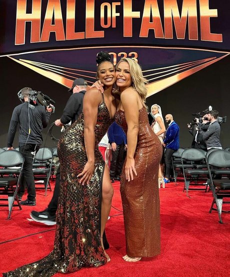 Natalya Neidhart modèle érotique img