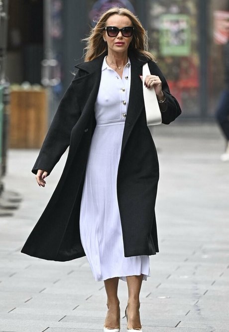 Amanda Holden actriz xxx galerías