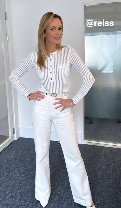 Amanda Holden estrella erótica foto