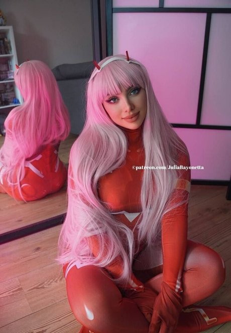 Julia Bayonetta étoile exclusive photos