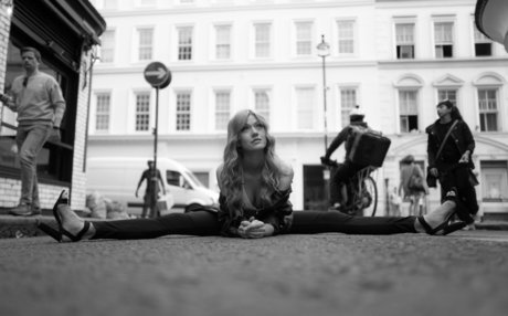 Katherine McNamara actrice images