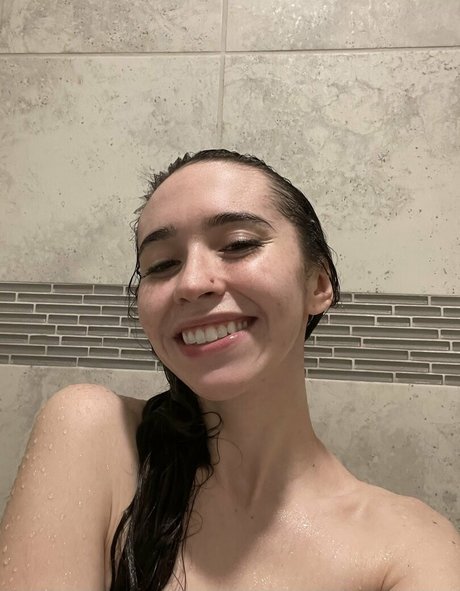 Catlyn Crespo bonita estrella imagen