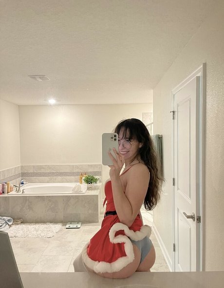 Catlyn Crespo actrice sexy des photos