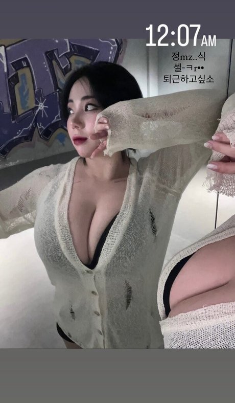 teen ladyboy onlyfans hot img