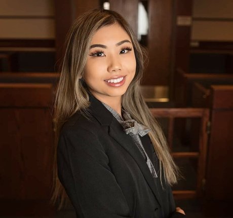 Supcaitlin modèle artistique photo